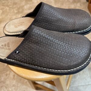 Super Rare - 2001 NEVER USED Adidas Leather Mule Sandals- Men’s size 13